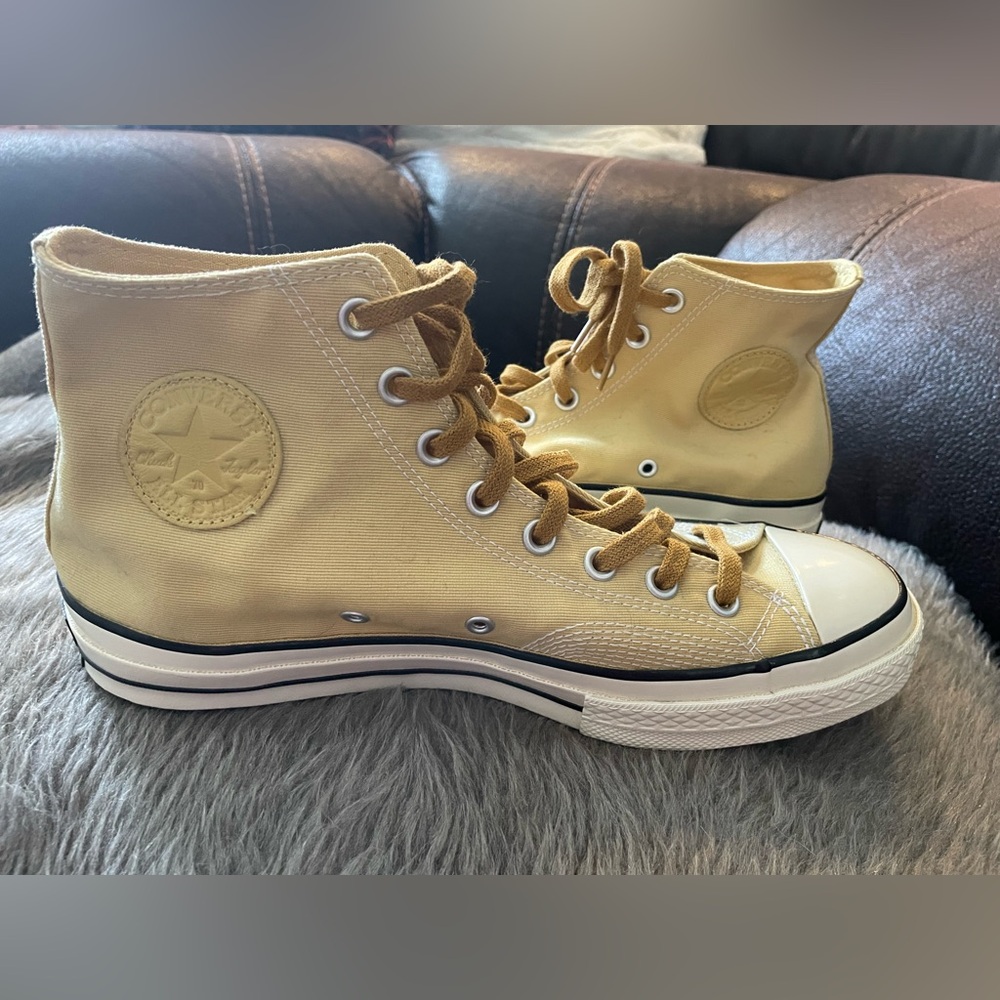 Men’s Converse High-Tops ( 9 )